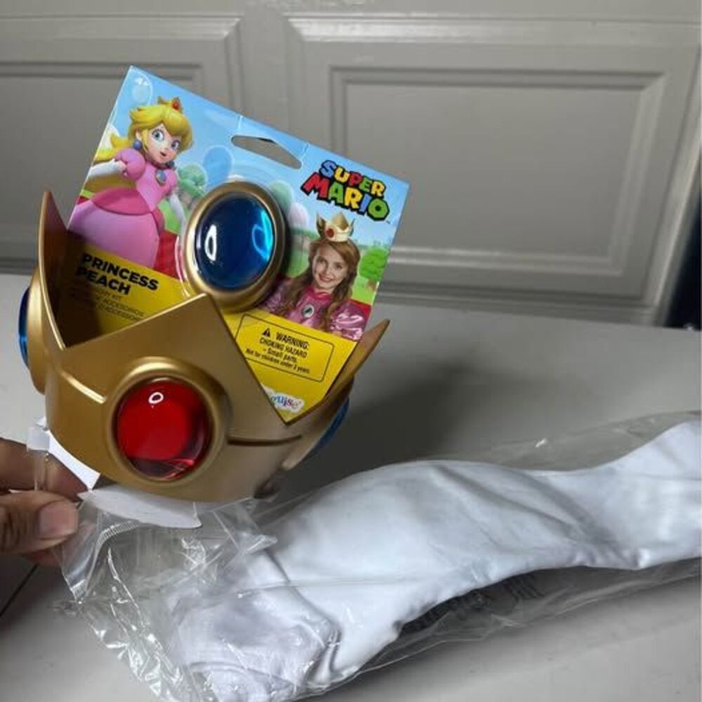 Disguise Super Mario Princess Peach Accessory Kit